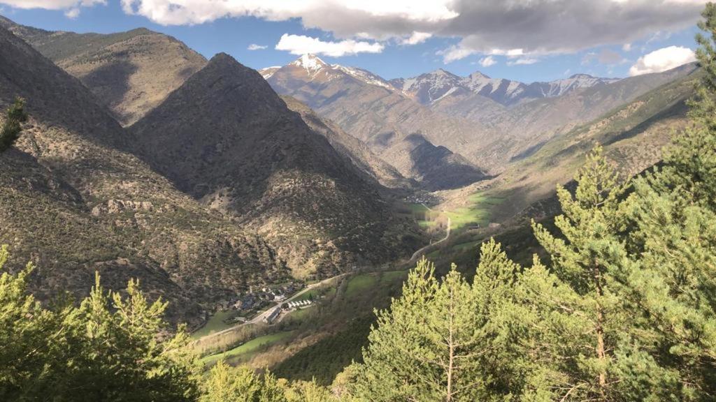 Hostal Montana Alins المظهر الخارجي الصورة