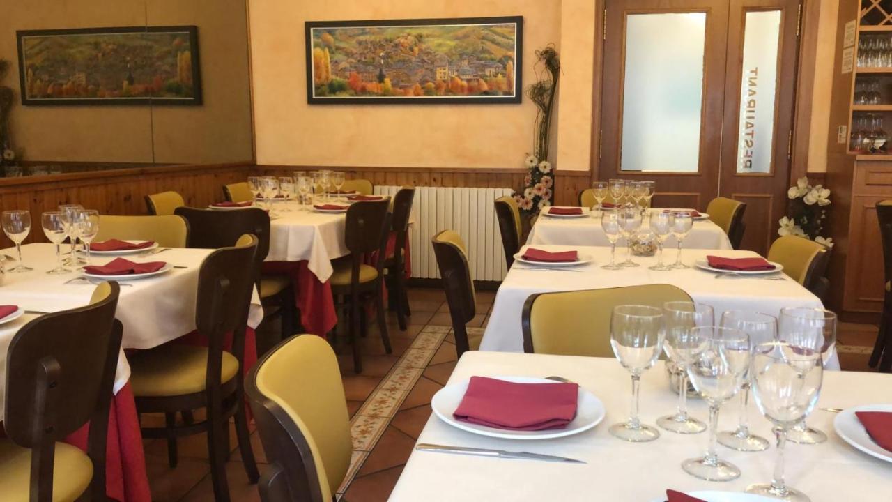 Hostal Montana Alins المظهر الخارجي الصورة